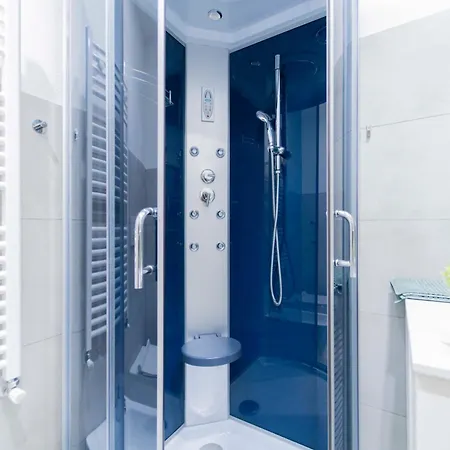 Apartament 307 - Casa Sara, 5 Minuti Di Auto Dal Mare E Dal Centro Di Sestri, Con Parcheggio Privato *