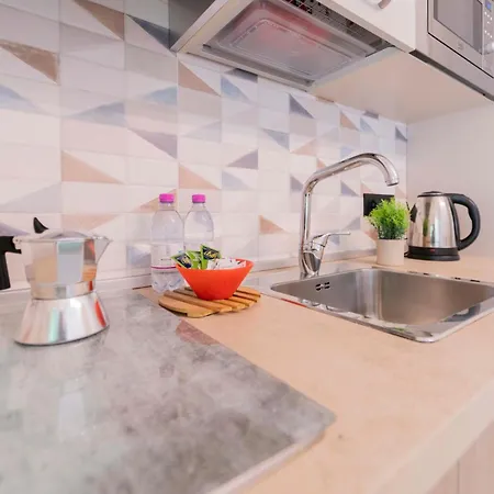 Apartament 307 - Casa Sara, 5 Minuti Di Auto Dal Mare E Dal Centro Di Sestri, Con Parcheggio Privato