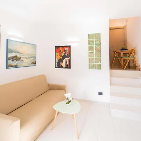 Lejlighed 307 - Casa Sara, 5 Minuti Di Auto Dal Mare E Dal Centro Di Sestri, Con Parcheggio Privato Sestri Levante