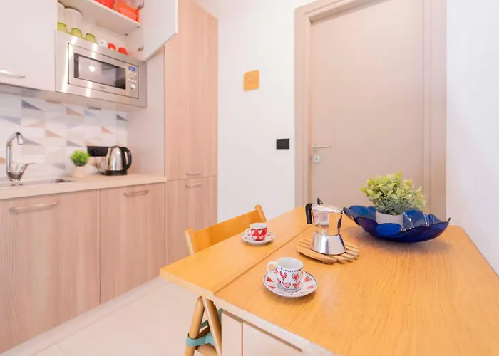 307 - Casa Sara, 5 Minuti Di Auto Dal Mare E Dal Centro Di Sestri, Con Parcheggio Privato Apartmán